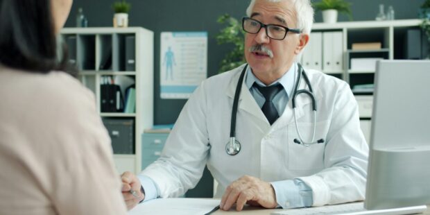 Počet pacientů se střevními záněty dramaticky roste, moderní léčbu dostává jen zlomek z nich